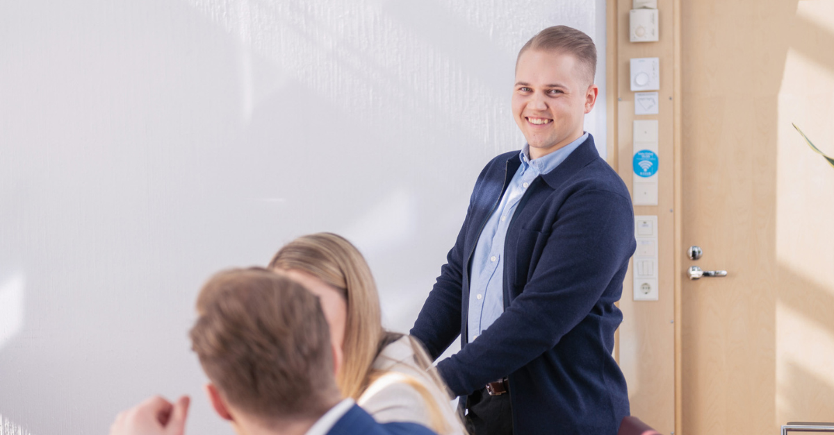 Mavenfirsts consultant