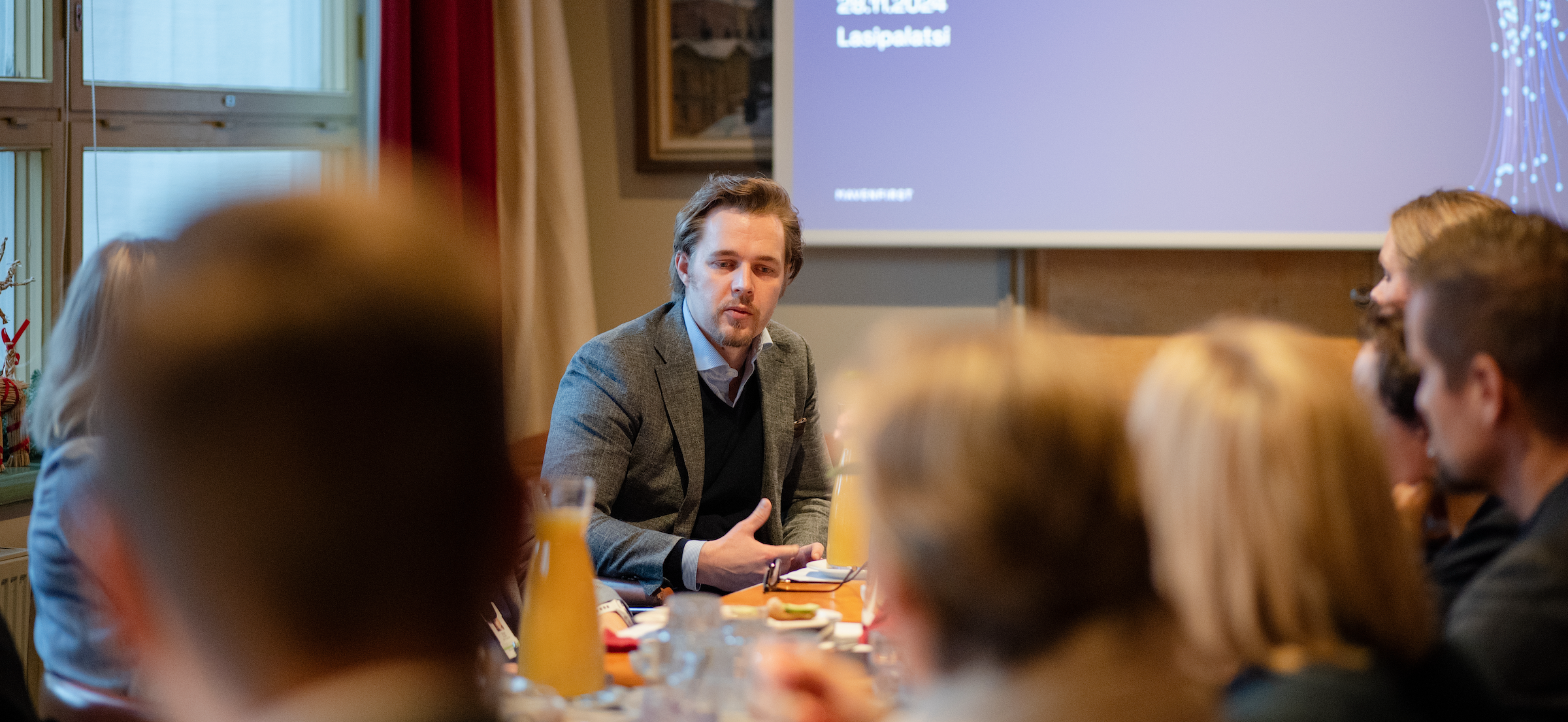 executive-roundtable-hki-ai